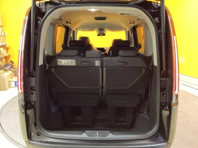 Honda STEPWAGON AIR EX 2026 — миниатюра 3