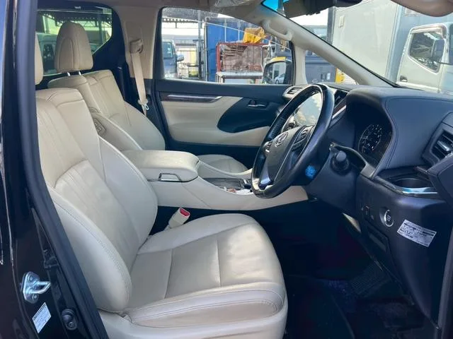 Toyota Alphard 3.5 EXECUTIVE LOUNGE S 2022 — миниатюра 5