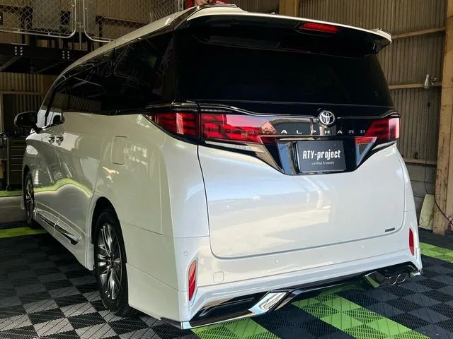 Toyota Alphard Z 2024 — миниатюра 2