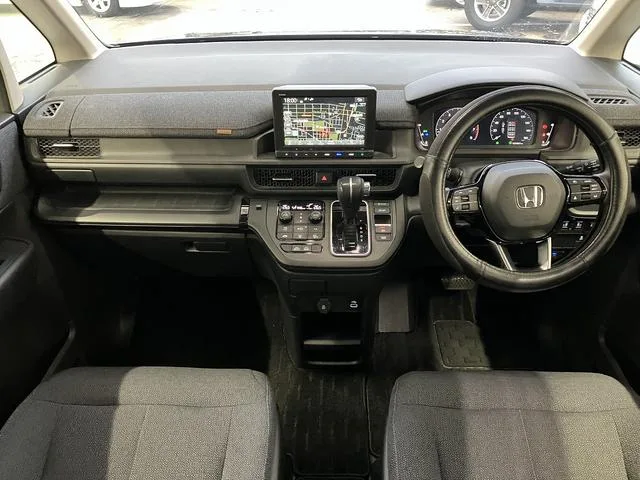 Honda STEPWAGON AIR 2024 — миниатюра 3