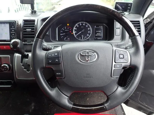 Toyota HIACE VAN SUPER GL DARK PRIME II 2022 — миниатюра 3