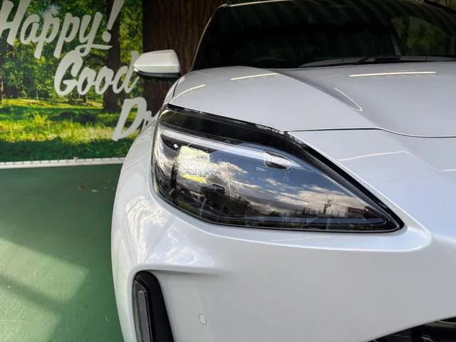 Toyota YARIS CROSS HYBRID Z 2025 — миниатюра 3