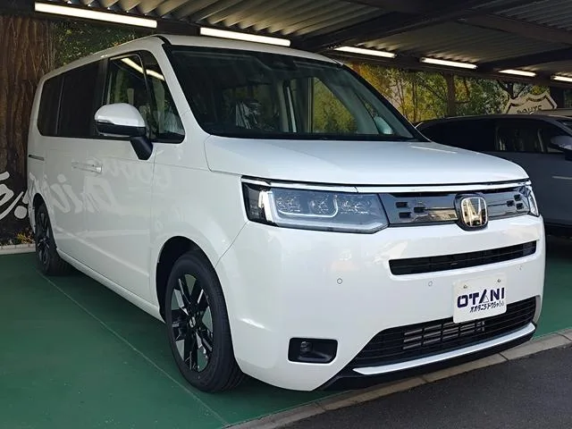 Honda STEPWAGON AIR EX 2026 — миниатюра 2