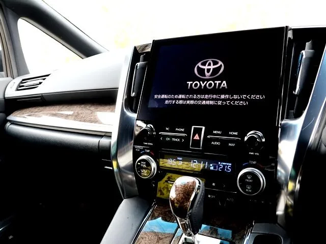 Toyota ALPHARD HYBRID EXECUTIVE LOUNGE 2023 — миниатюра 5