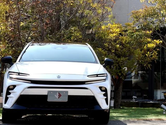 Toyota CROWN SPORT Z 2024 — миниатюра 2