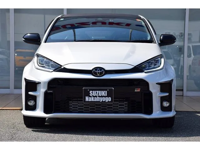Toyota GR YARIS RZ HIGH PERFORMANCE 2024 — миниатюра 2