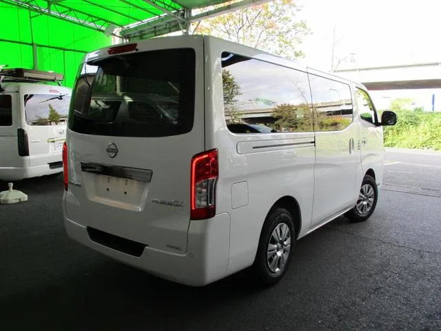 Nissan CARAVAN LONG GRAND PREMIUM GX 2026 — миниатюра 3