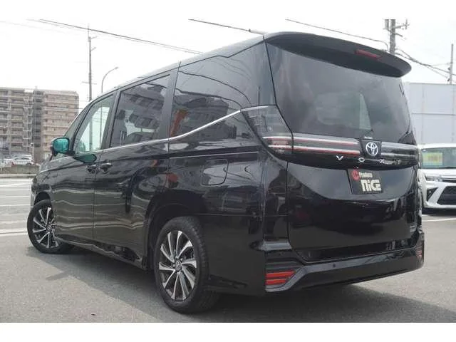 Toyota VOXY HYBRID S-Z 2024 — миниатюра 3