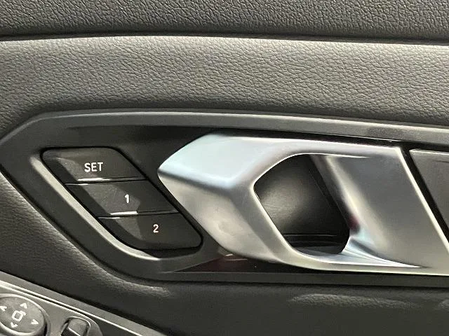 BMW 3 Series 320D X DRIVE TOURING M-SPORT HI-LINE PACKAGE 2024 — миниатюра 2