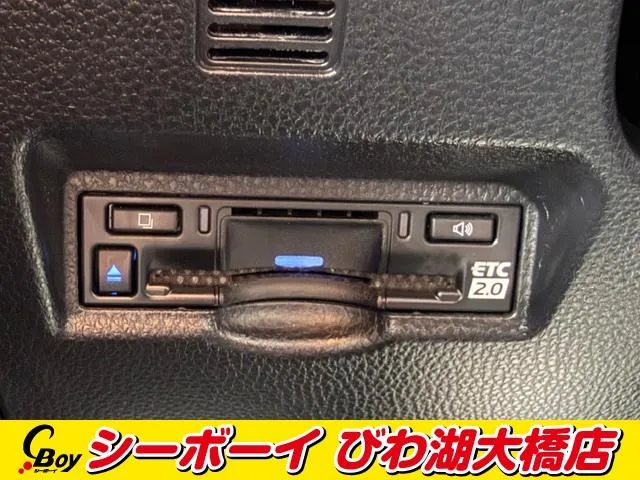 Toyota NOAH HYBRID S-Z 2022 — миниатюра 3