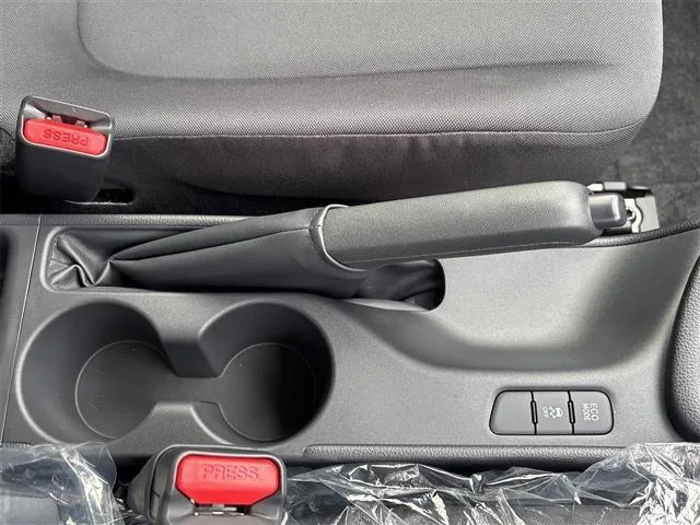 Toyota Yaris X 2024 — миниатюра 4