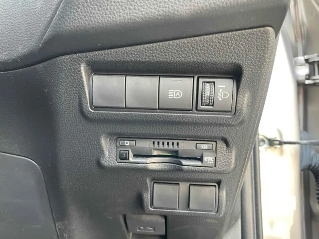 Toyota CorollaCross HYBRID G 2023 — миниатюра 3