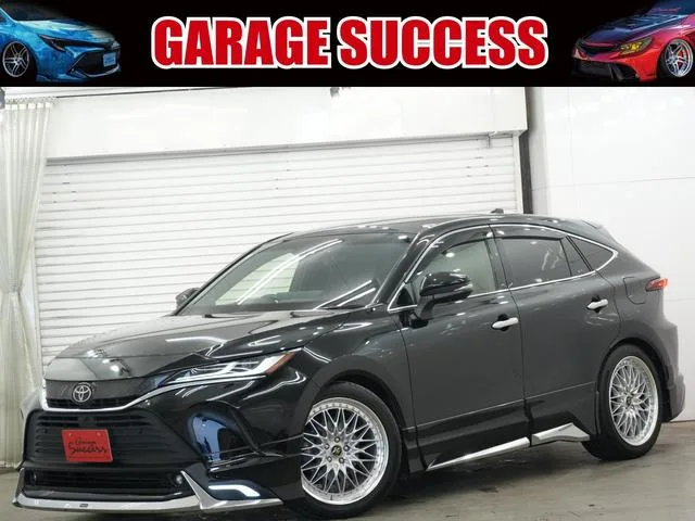 Toyota HARRIER Z 2022 — фото 1, купить с доставкой в Москву