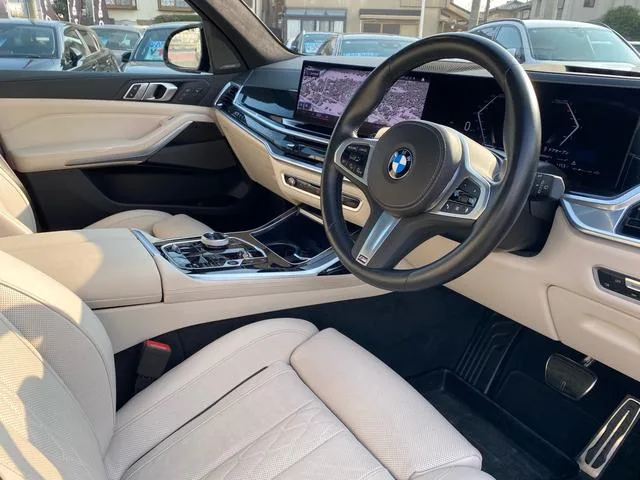 BMW X7 X DRIVE 40D M SPORT 2023 — миниатюра 4