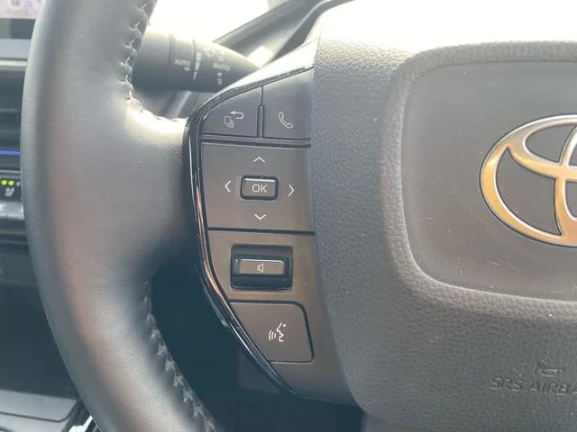 Toyota Prius Z 2024 — миниатюра 4