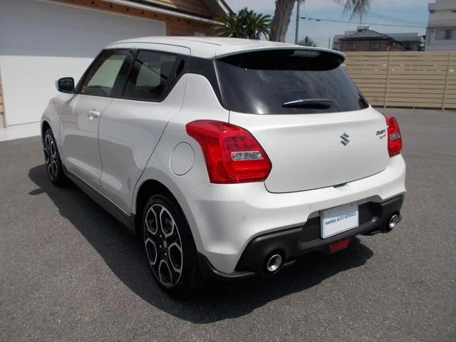 Suzuki SWIFT SPORT BASE GRADE 2025 — миниатюра 2
