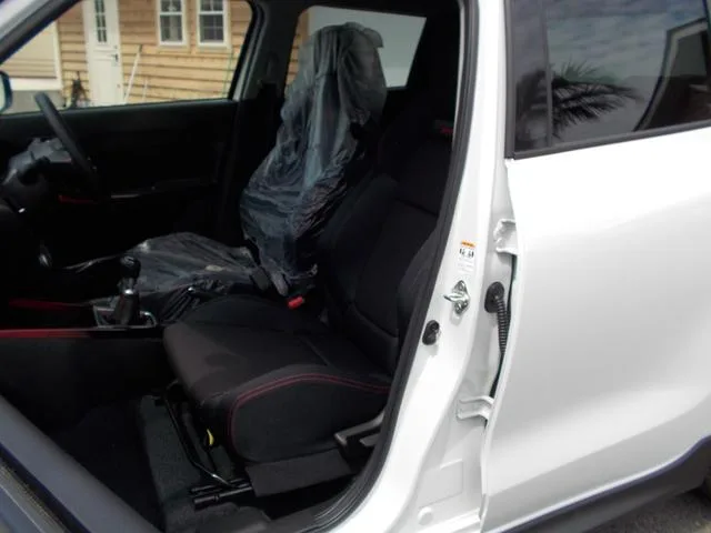 Suzuki SWIFT SPORT BASE GRADE 2025 — миниатюра 3