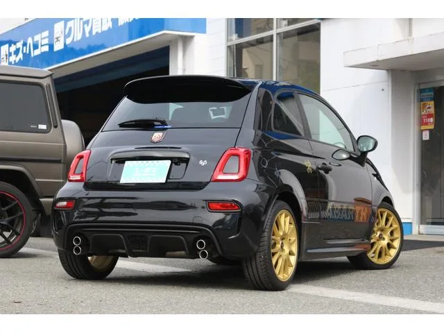Abarth ABARTH 695 75 ANNIVERSARIO BASE GRADE 2024 — миниатюра 3