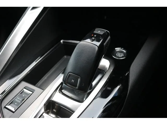 Peugeot 5008 GT BLUE HDI 2023 — миниатюра 3