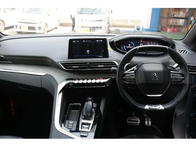 Peugeot 5008 GT BLUE HDI 2023 — миниатюра 4