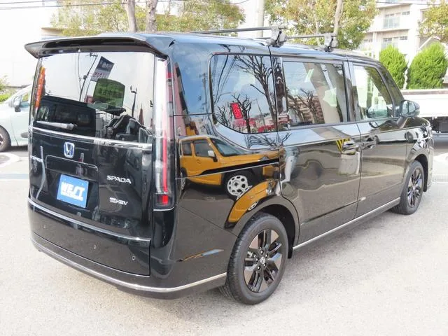 Honda STEPWAGON E:HEV SPADA 2022 — миниатюра 3