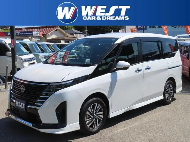 Nissan SERENA E-POWER HIGHWAY STAR V 2024 — фото 1, купить с доставкой в Москву