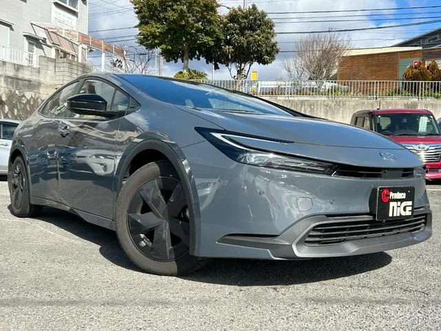 Toyota Prius U 2023 — миниатюра 2