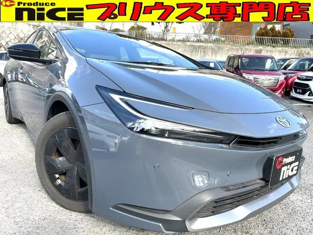 Toyota Prius U 2023 — фото 1, купить с доставкой в Москву