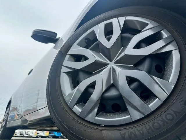 Toyota Prius X 2023 — миниатюра 4