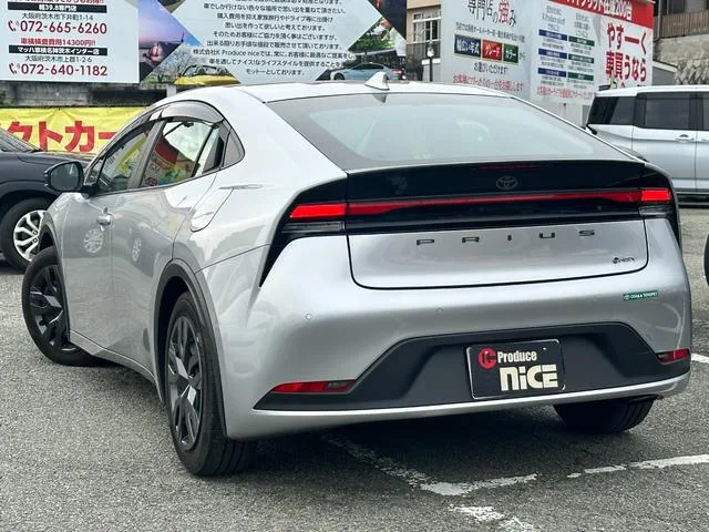 Toyota Prius X 2023 — миниатюра 5