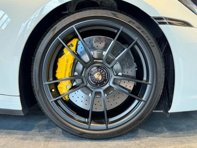 Porsche 911 911 CARRERA GTS 2022 — миниатюра 2
