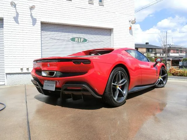 Ferrari 296GTB BASE GRADE 2023 — миниатюра 3