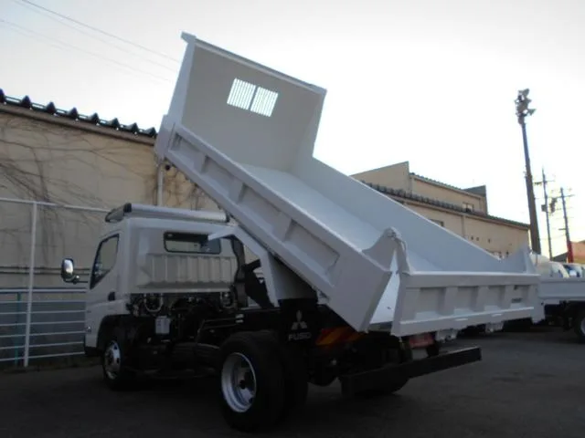 Mitsubishi Fuso CANTER 2023 — миниатюра 4
