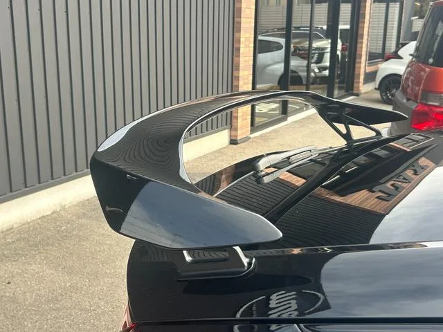 Honda CIVIC TYPE R RACING BLACK PACKAGE 2025 — миниатюра 2