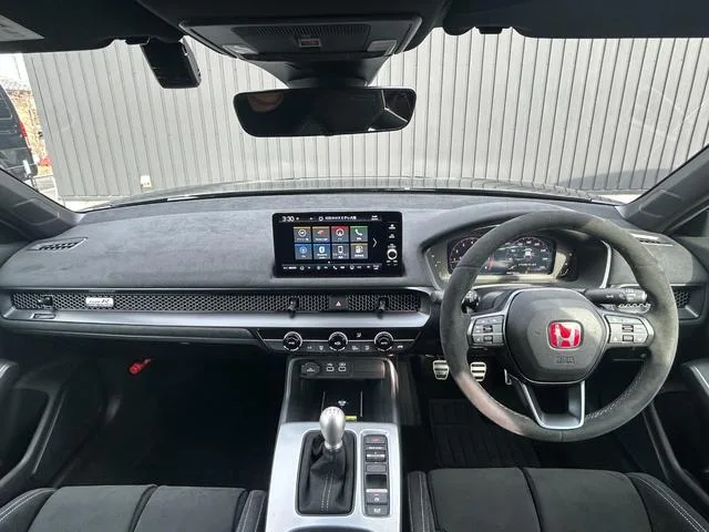 Honda CIVIC TYPE R RACING BLACK PACKAGE 2025 — миниатюра 3