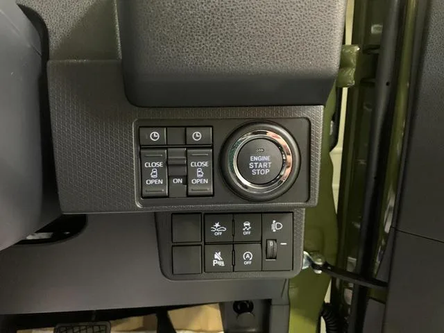 Daihatsu TANTO FUN CR0SS LIMITED 2026 — миниатюра 2