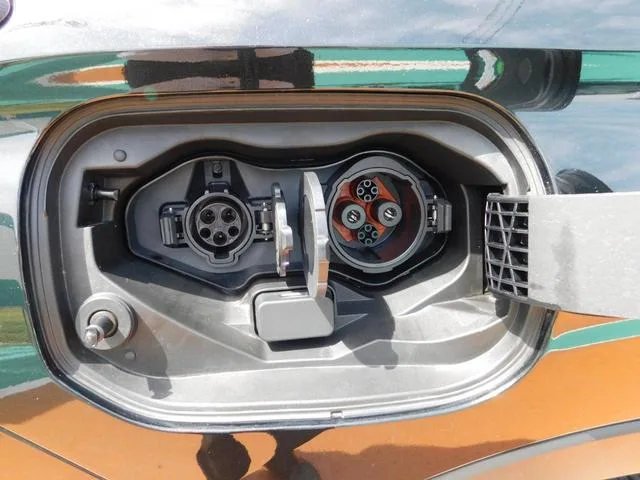 Mitsubishi OUTLANDER PHEV P 2024 — миниатюра 5