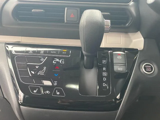 Mitsubishi DELICA MINI T PREMIUM 2023 — миниатюра 3
