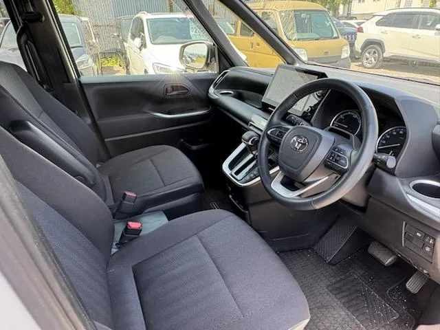 Toyota NOAH HYBRID S-G 2024 — миниатюра 2