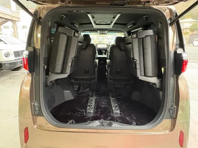 Toyota Alphard Z 2025 — миниатюра 5