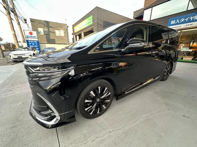 Toyota ALPHARD HYBRID EXECUTIVE LOUNGE 2025 — миниатюра 4