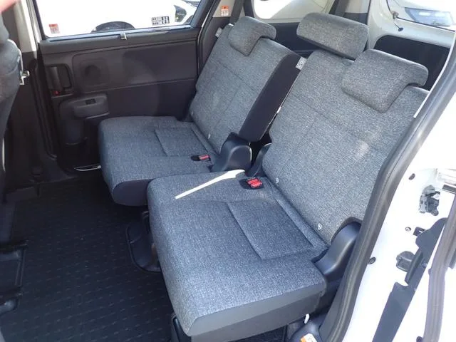 Toyota SIENTA HYBRID Z 2025 — миниатюра 3