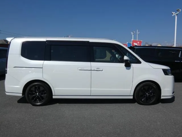Honda STEPWAGON E:HEV SPADA 2024 — миниатюра 5