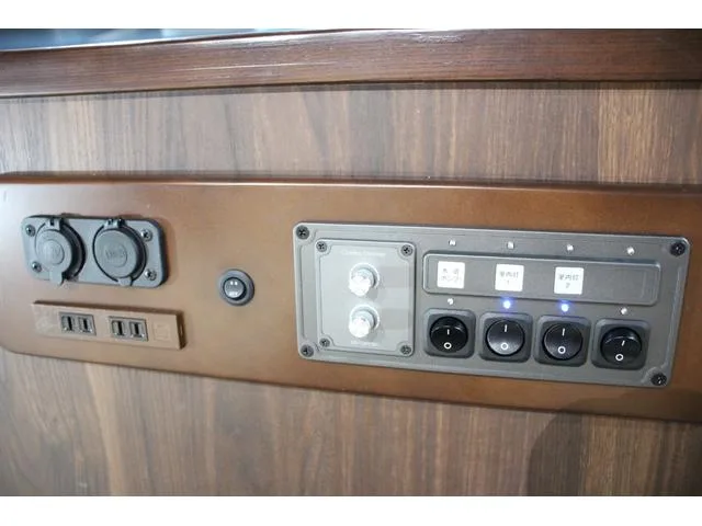 Toyota HIACE VAN 2022 — миниатюра 2