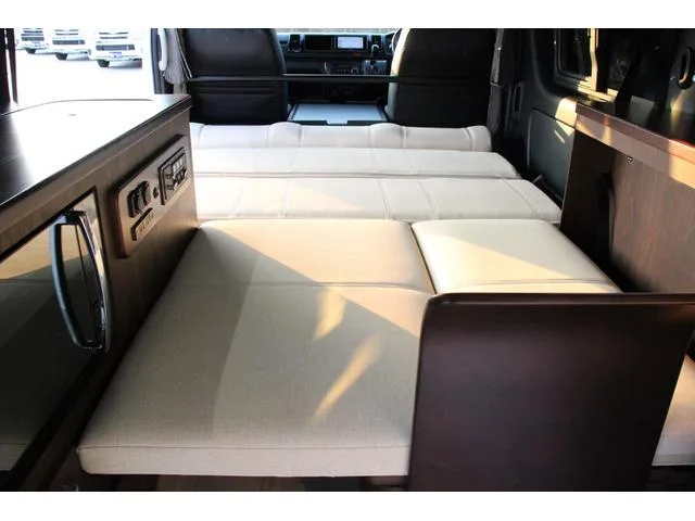 Toyota HIACE VAN 2022 — миниатюра 5