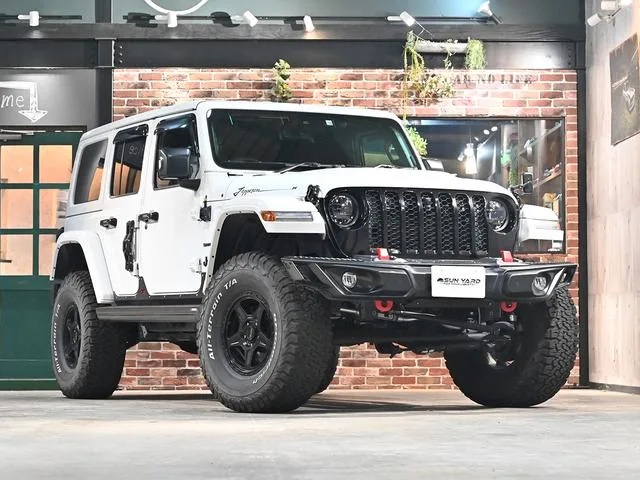 Chrysler Jeep JEEP WRANGLER UNLIMITED SAHARA 2022 — фото 1, купить с доставкой в Москву