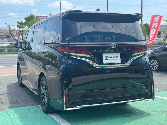 Toyota Vellfire Z PREMIER 2025 — миниатюра 4