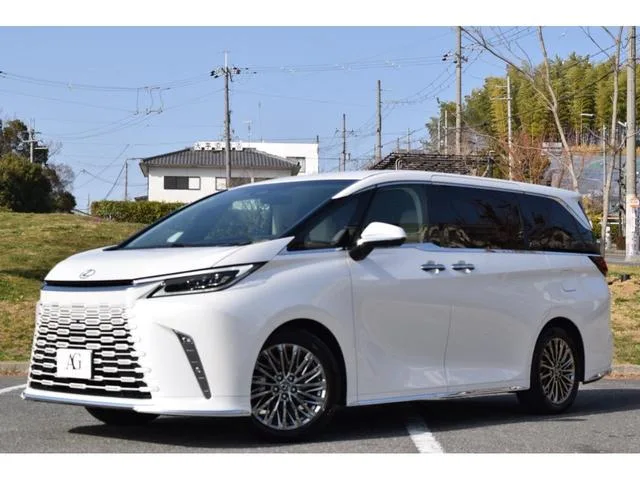 Lexus LM 2025 — миниатюра 2