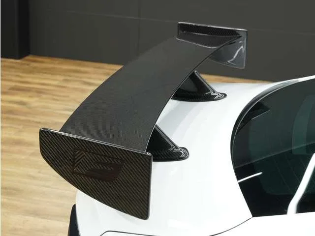 Lexus RC F PERFORMANCE PACKAGE 2024 — миниатюра 3