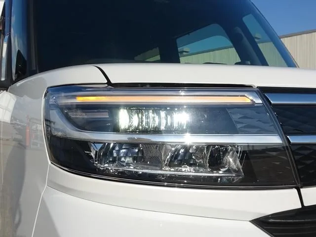 Daihatsu TANTO CUSTOM RS 2023 — миниатюра 3